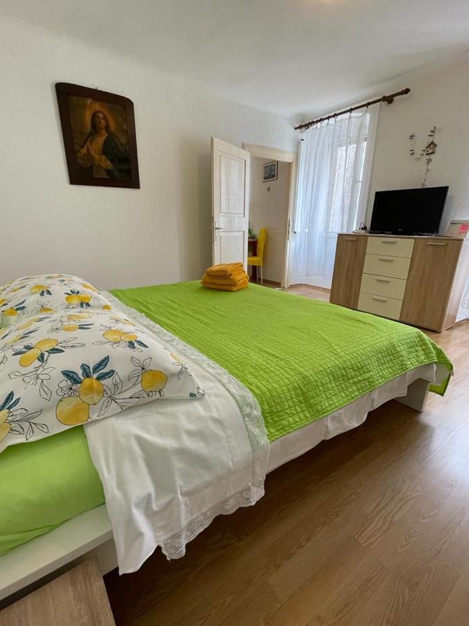 Ferienwohnung Dana Cres Exterior foto